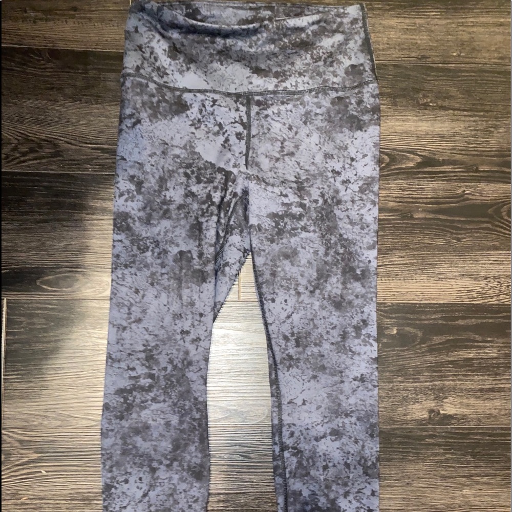 patterned splotched full length leggings